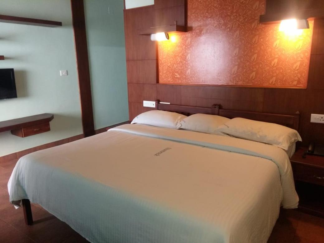 Shamrock Holiday Home Муннар Экстерьер фото